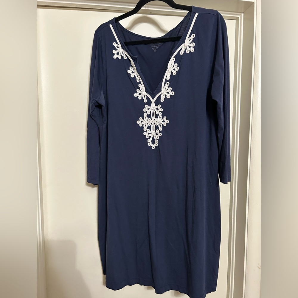 🔥SALE! Lilly Pulitzer Navy Blue Midi Dress with White Embroidery